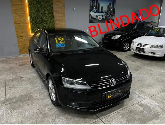 Carro Volkswagen Jetta 2012 2.0 Comfortline Tiptronic (Flex)