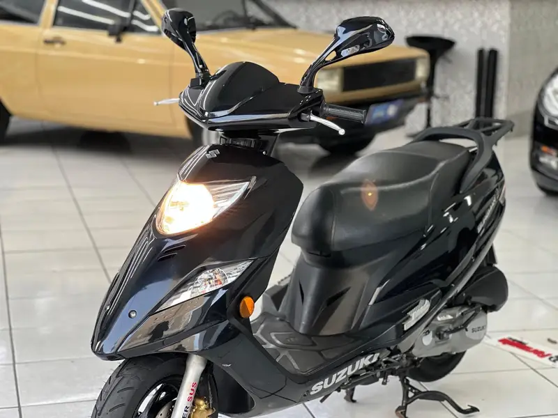 Suzuki Burgman 125i