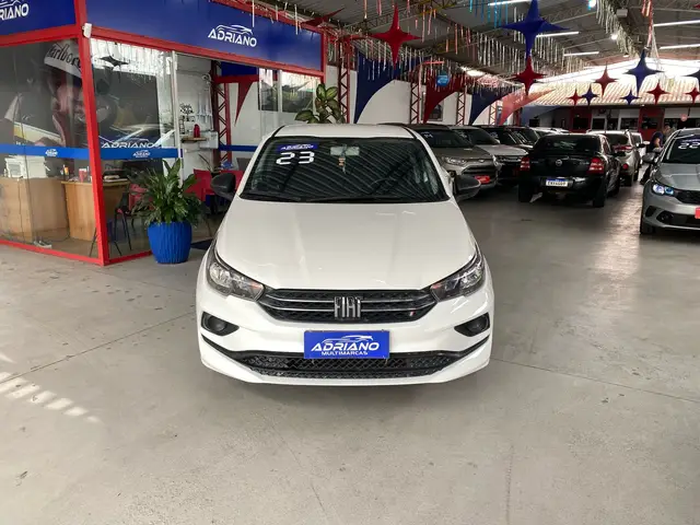 Carro Fiat Cronos 2023 1.0 (Flex) MT