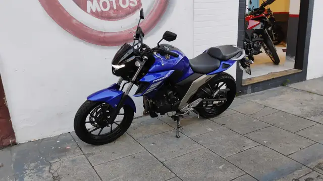 Moto Yamaha Fazer FZ25 2023 Flex