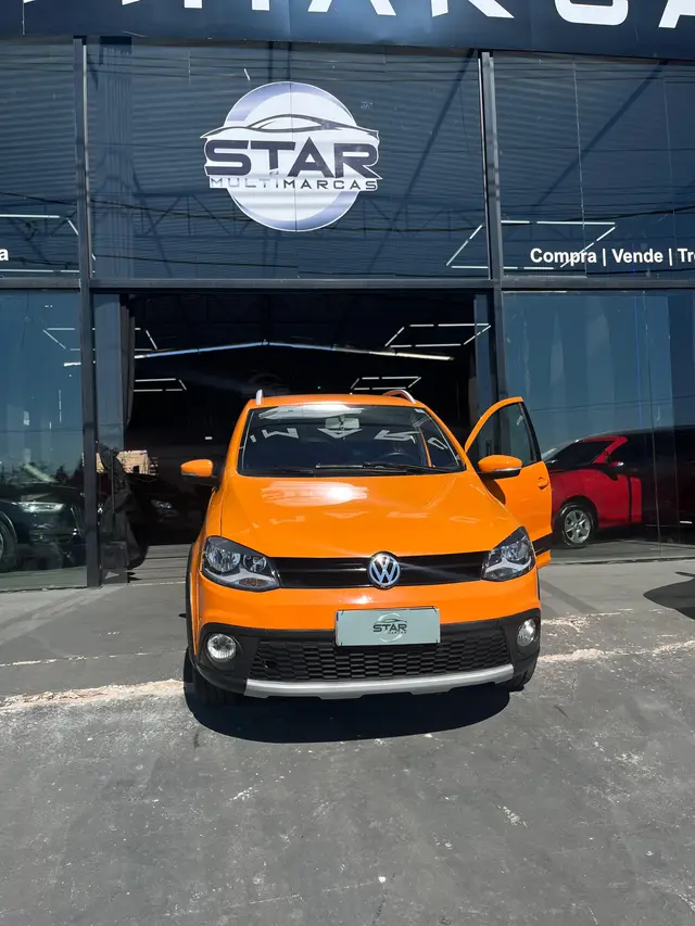 Carro Volkswagen CrossFox 2011 1.6 (Flex)