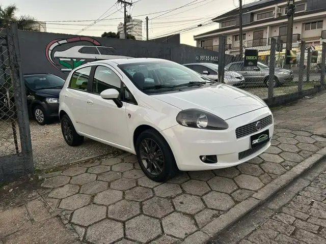 Carro Fiat Punto 2012 Attractive 1.4 (Flex)