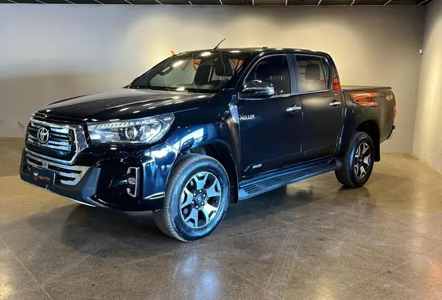 Carro Toyota Hilux Cabine Dupla 2019 Hilux 2.8 TDI SRX CD 4x4 (Aut)