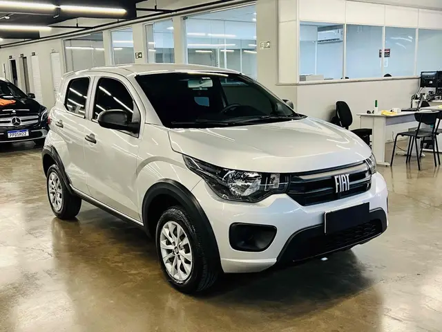 Carro Fiat Mobi 2023 Like 1.0 (Flex)
