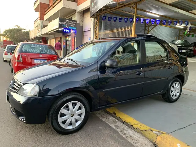Carro Renault Logan 2010 Expression 1.0 16V (flex)