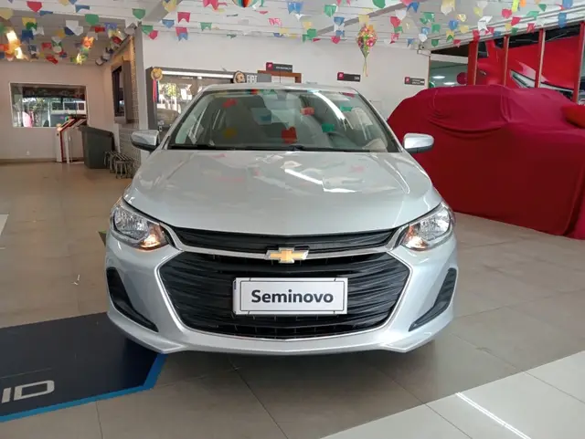 Carro Chevrolet Onix 2023 LT 1.0