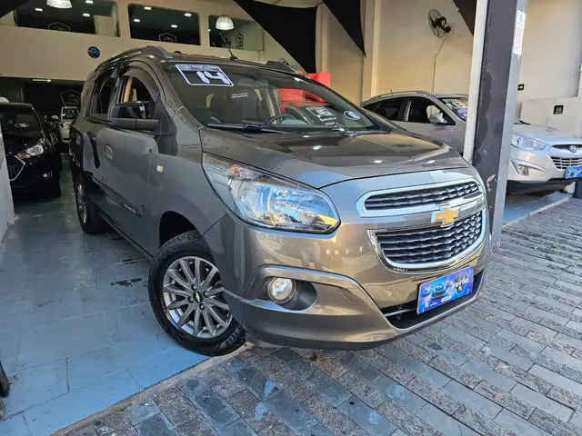 Carro Chevrolet Spin 2014 Advantage 5S 1.8 (Flex) (Aut)