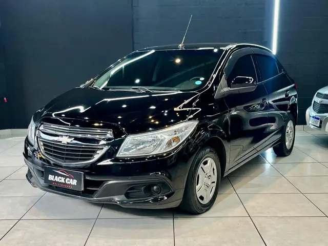 Carro Chevrolet Onix 2014 1.0 LT SPE/4
