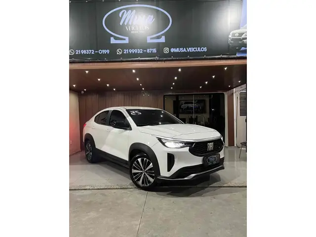 Carro Fiat Fastback 2025 Audace