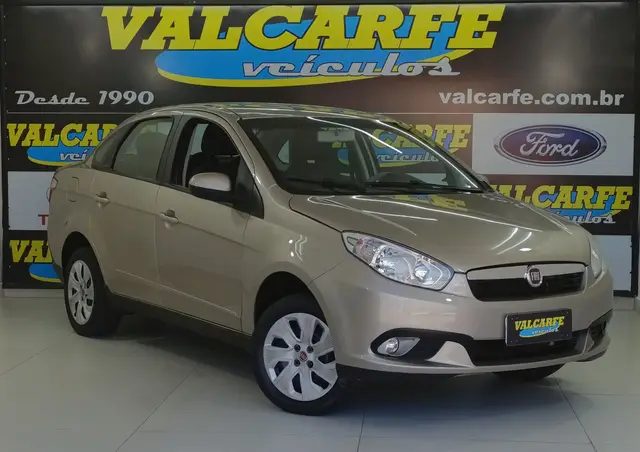 Carro Fiat Grand Siena 2015 Evo Attractive 1.4 8V (Flex)