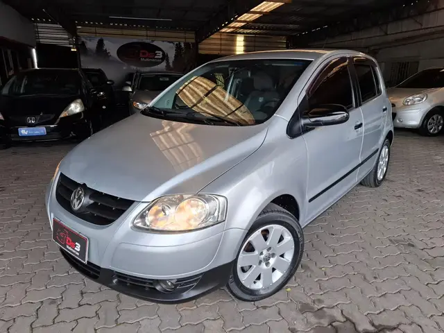 Carro Volkswagen Fox 2009 Route 1.6 8V (Flex) 2p