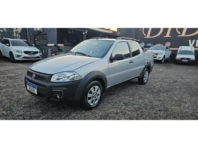 Carro Fiat Strada 2014 Working 1.4 (Flex) (Cabine Dupla)