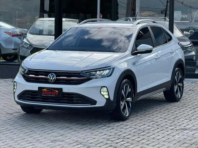 Carro Volkswagen Nivus 2023 Highline 200 TSI