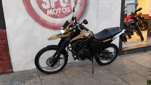 Moto Yamaha XTZ 250 Lander 2023 ABS