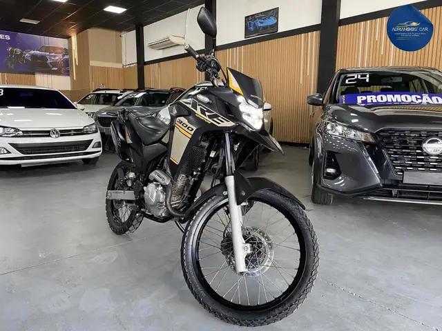 Carro Honda XRE 300 2023 Adventure
