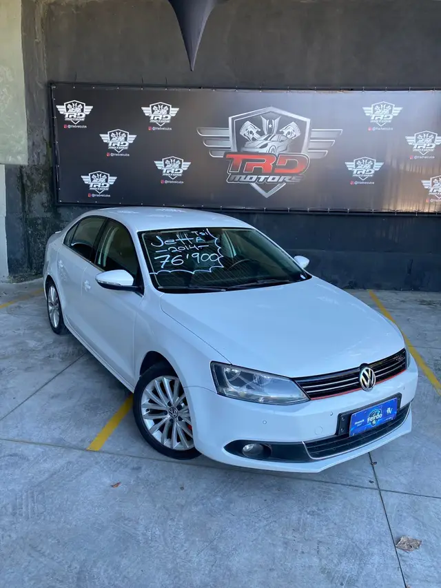 Carro Volkswagen Jetta 2014 2.0 Comfortline (Flex)