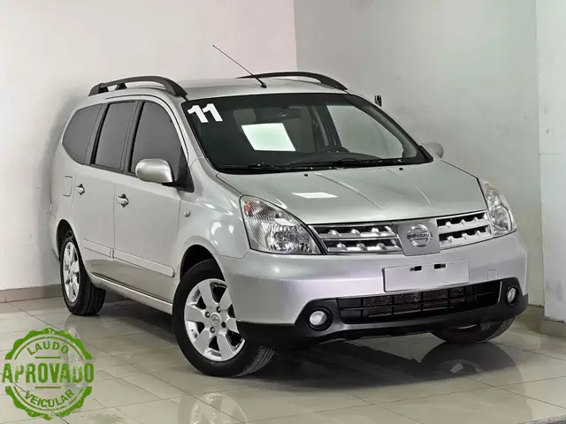 Carro Nissan Grand Livina 2011 SL 1.8 16V (flex) (aut)