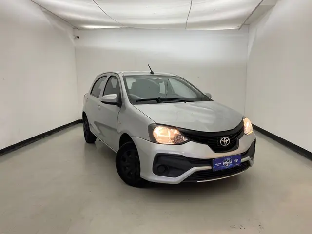 Carro Toyota Etios 2020 X 1.3 (Aut) (Flex)
