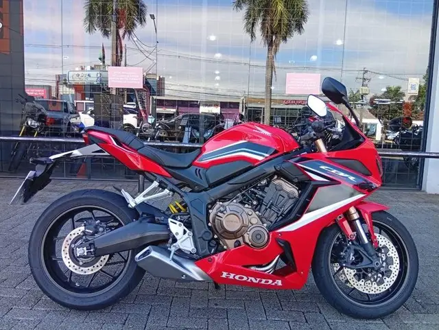 Carro Honda CBR 650R 2022 ABS