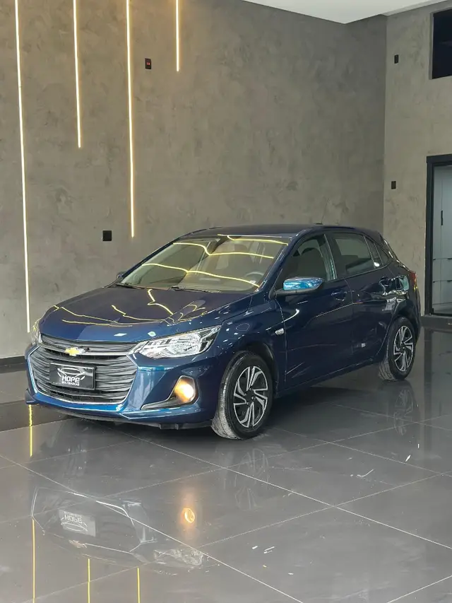 Carro Chevrolet Onix 2024 LT 1.0 Turbo