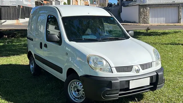 Carro Renault Kangoo Express 2010 1.6 16V Hi-Flex