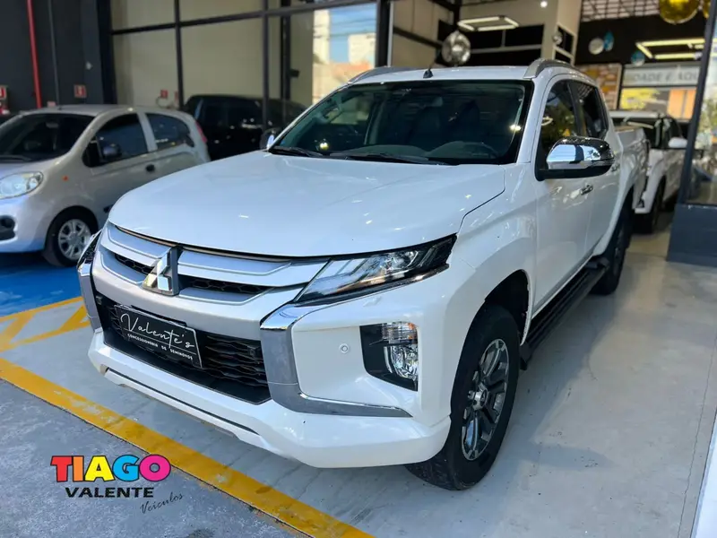 Mitsubishi L200 Triton Sport Sport 2.4 DID-H HPE-S 4WD (Aut)