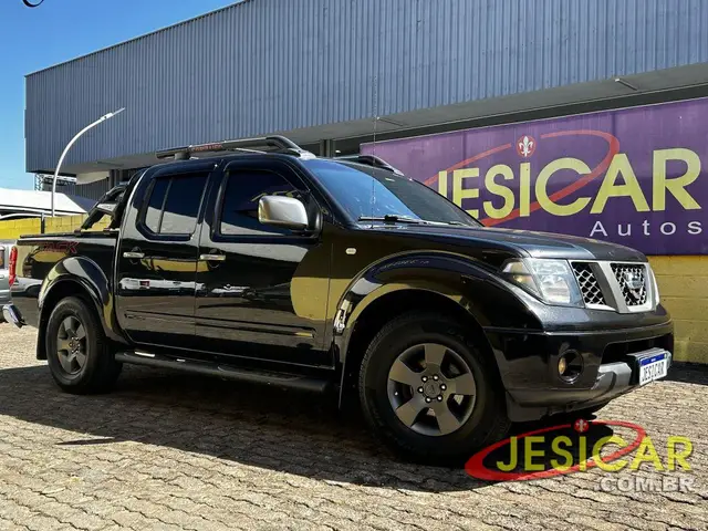 Carro Nissan Frontier 2013 SE Attack 2.5 4x2 (Cab.Dupla)