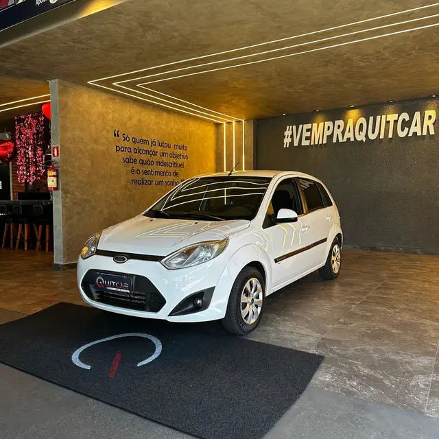 Carro Ford Fiesta Hatch 2014 1.6