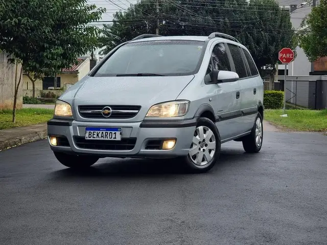 Carro Chevrolet Zafira 2012 Expression 2.0 (Flex) (Aut)