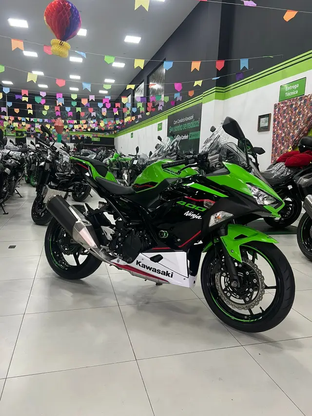 Moto Kawasaki Ninja 2022 400
