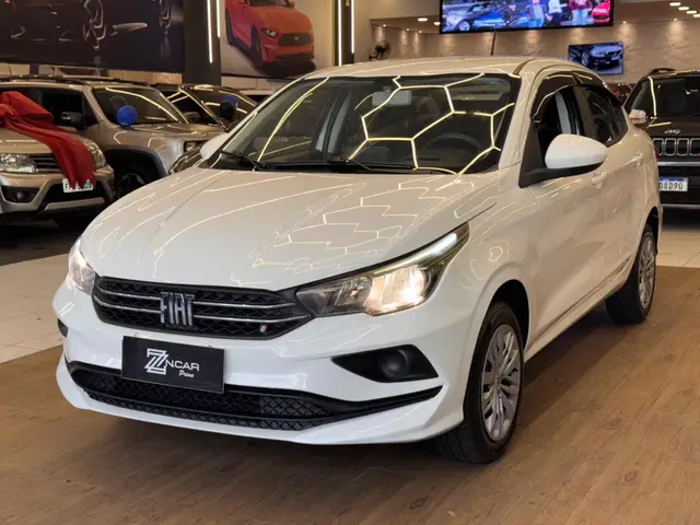 Carro Fiat Cronos 2023 Drive 1.3 (Flex) MT