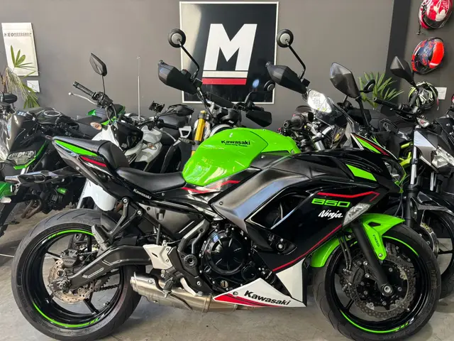 Carro Kawasaki Ninja 2022 650R (ABS)