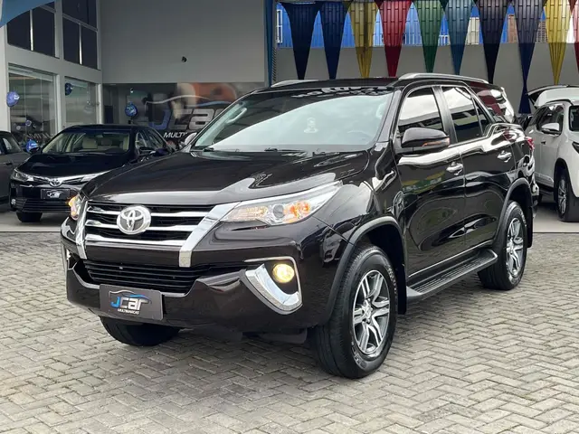 Carro Toyota SW4 2019 2.7 SRV 7L 4x2 (Aut) (Flex)
