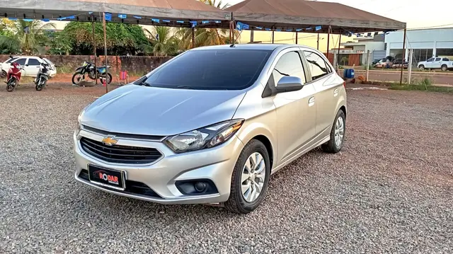 Carro Chevrolet Onix 2018 1.4 LT SPE/4 (Aut)