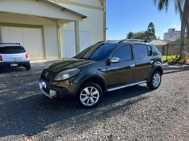 Carro Renault Sandero Stepway 2013 Rip Curl 1.6 16V (Flex)