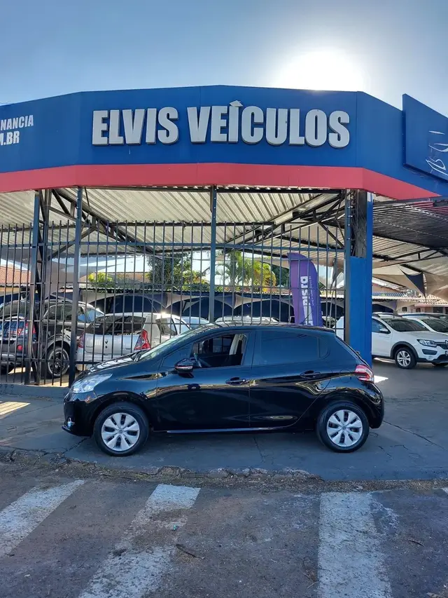 Carro Peugeot 208 2014 Active 1.5 8V (Flex)