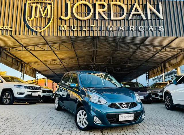 Carro Nissan March 2016 1.6 16V SV (Flex)
