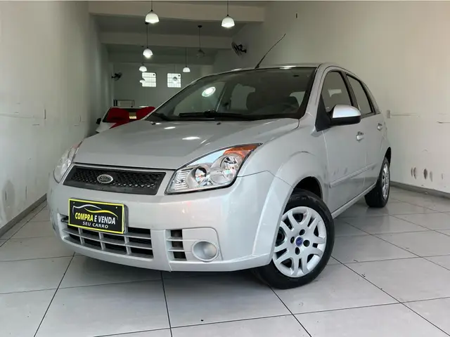 Carro Ford Fiesta Sedan 2008 1.0 (Flex)