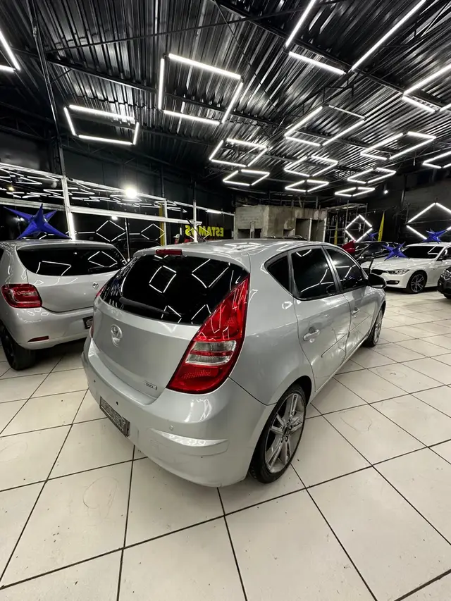 Carro Hyundai i30 2011 GLS 2.0 16V