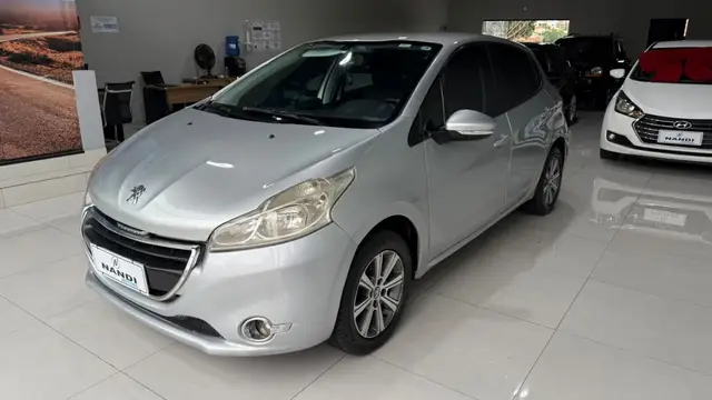 Carro Peugeot 208 2014 Active Pack 1.5 8V (Flex)