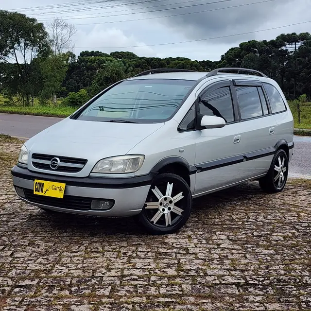 Carro Chevrolet Zafira 2001 CD 2.0 8V