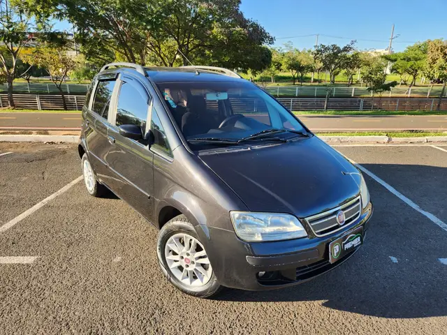 Carro Fiat Idea 2010 ELX 1.4 (Flex)