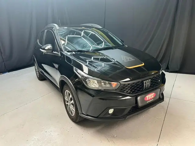 Carro Fiat Argo 2025 Trekking 1.3 (Aut.)