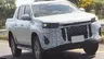 Nova Toyota Hilux é flagrada e seguirá passos da Chevrolet S10 contra a Ranger