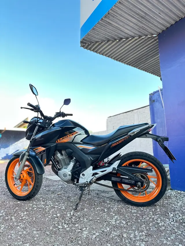 Carro Honda CB 250F Twister 2021 250F (ABS)