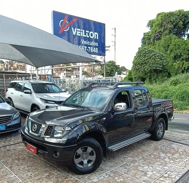 Carro Nissan Frontier 2013 SE Attack 2.5 4x2 (Cab.Dupla)