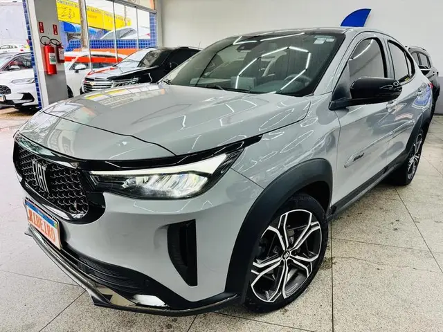 Carro Fiat Fastback 2024 Impetus