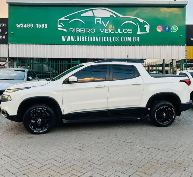Carro Fiat Toro 2019 Freedom 1.8 AT6 4x2 (Flex)