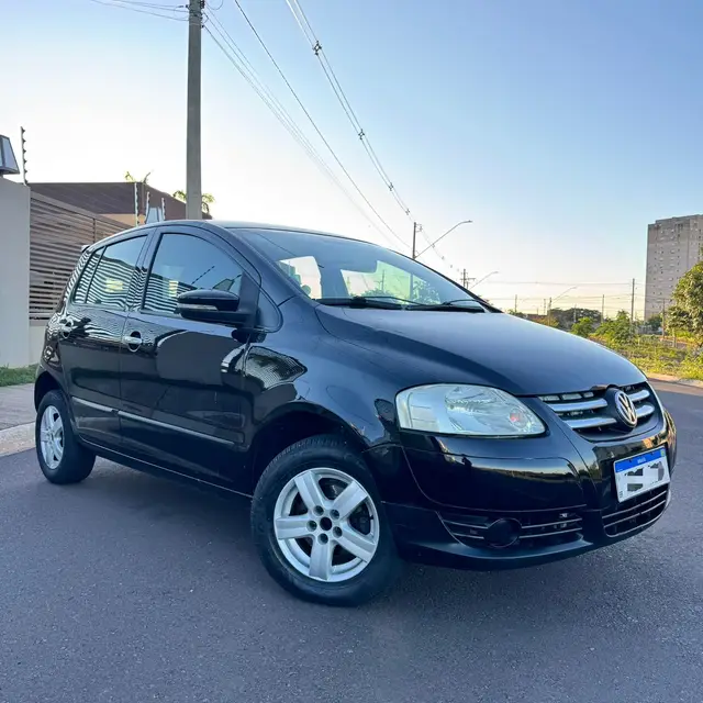 Carro Volkswagen Fox 2009 Trend 1.0 8V (Flex)