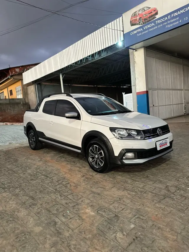 Carro Volkswagen Saveiro 2017 Cross 1.6 16v MSI CD (Flex)